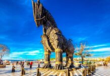 ТУРКИЙН БҮХ ШИЛДЭГ АЯЛАЛ: Истанбул – Трой – Эфес – Памуккале – Анталья (8 өдөр) Бишкекээр дамжин явах хувилбар Трой хотын модон морь