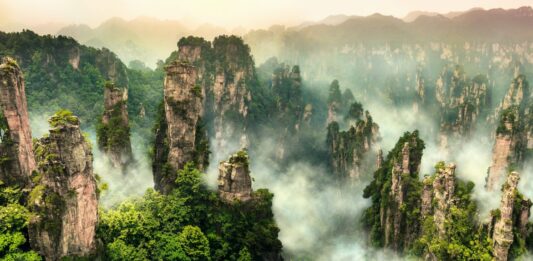 ЖАНЖИАЖЭ – ТЭНГЭРЫН ХААЛГА, АВАТАР хөтөлбөртэй аялал (8 өдөр) Хүннү Эйр шууд нислэг