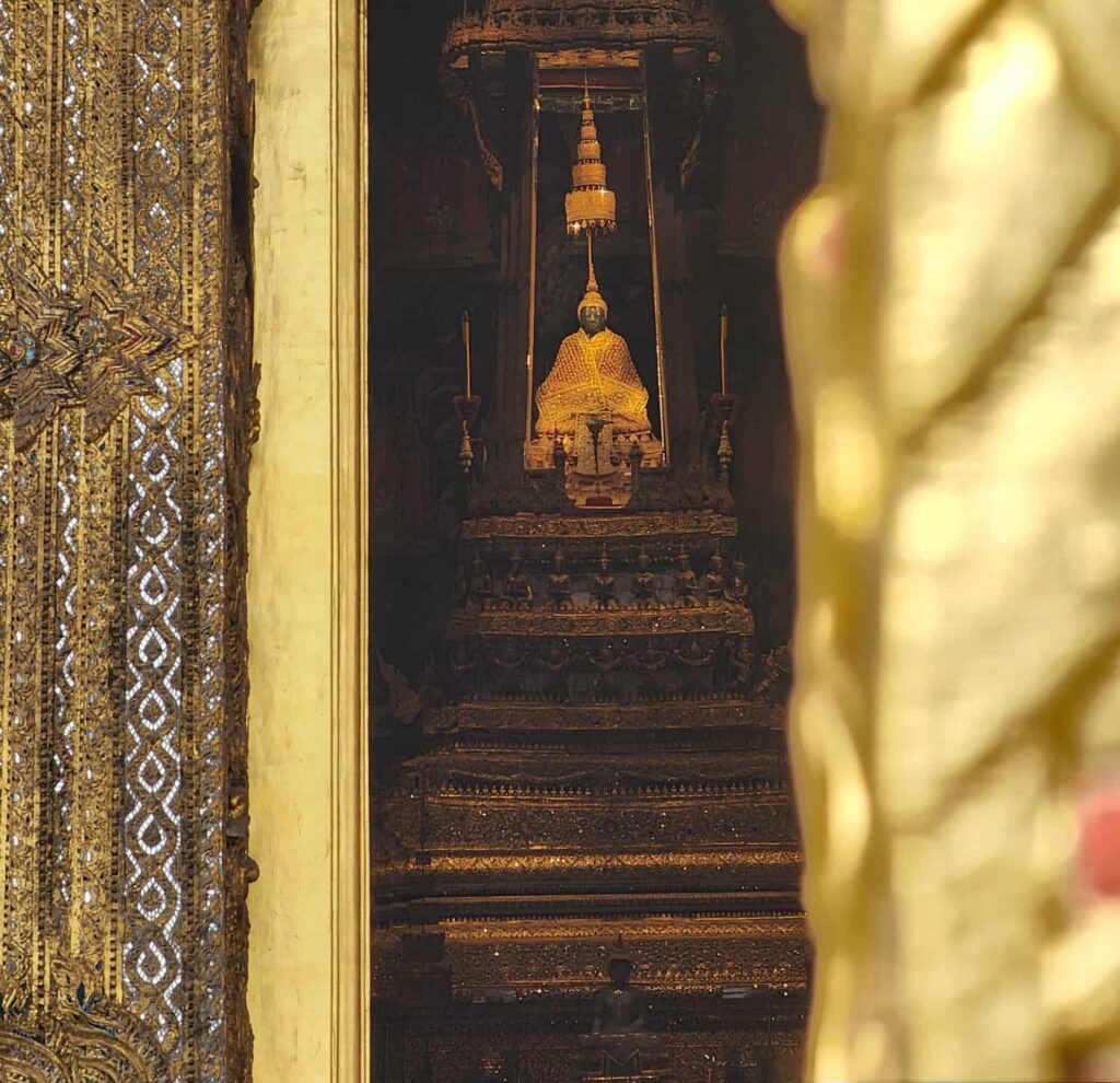 Бадарчин Аялаажав авсан зураг