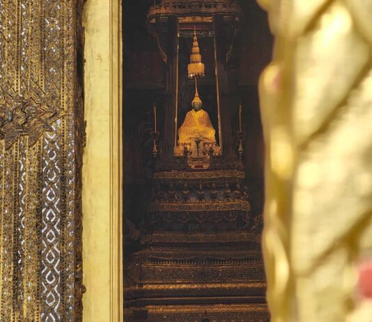 БАНГКОК – ПАТТАЯ хөтөлбөртэй аялал (8 өдөр) МИАТ шууд нислэг Бадарчин Аялаажав авсан зураг