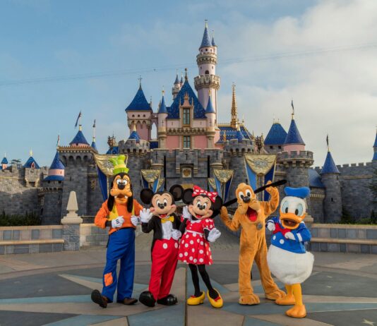 ШАНХАЙ хөтөлбөртэй аялал (4 өдөр) Спринг Эйрлайнс шууд нислэг Шанхай хотын Диснэйлэнд